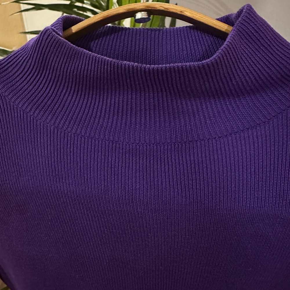 100% Silk Purple Ribbed Turtleneck Sweater